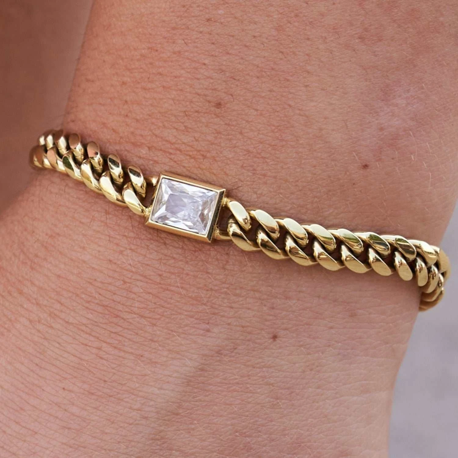Emerald Cut Stone Miami Cuban Bracelet - Gold 2 Emerald Cut Stone Miami Cuban Bracelet - Gold - Image 2