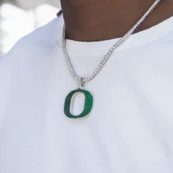 Oregon Ducks Logo Pendant -Fashion Jewelry Discount Store 2023 07 11 GLD AUGUSTECOM 3147 Edit 1x1 4x5 156bcb9c fde7 44b2 adc7 d1742c66e718