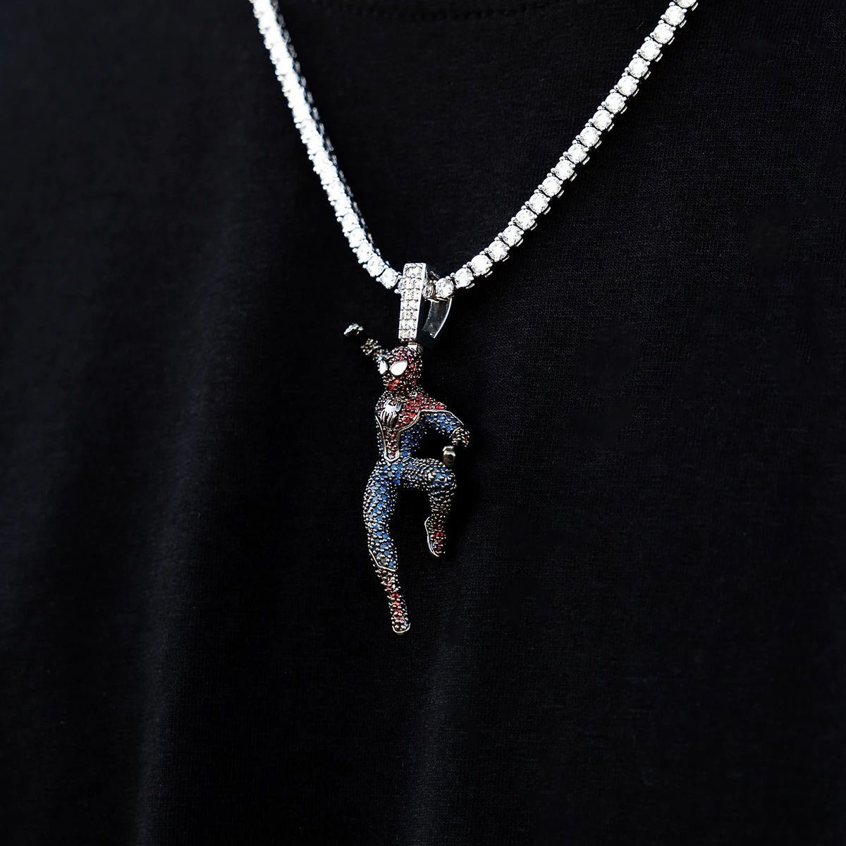 Spider-Man Full-Body Pendant 4 Spider-Man Full-Body Pendant - Image 4