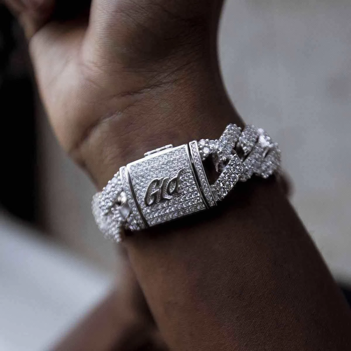 14k White Vermeil Diamond Prong Link Bracelet - 19mm 3 14k White Vermeil Diamond Prong Link Bracelet - 19mm - Image 3