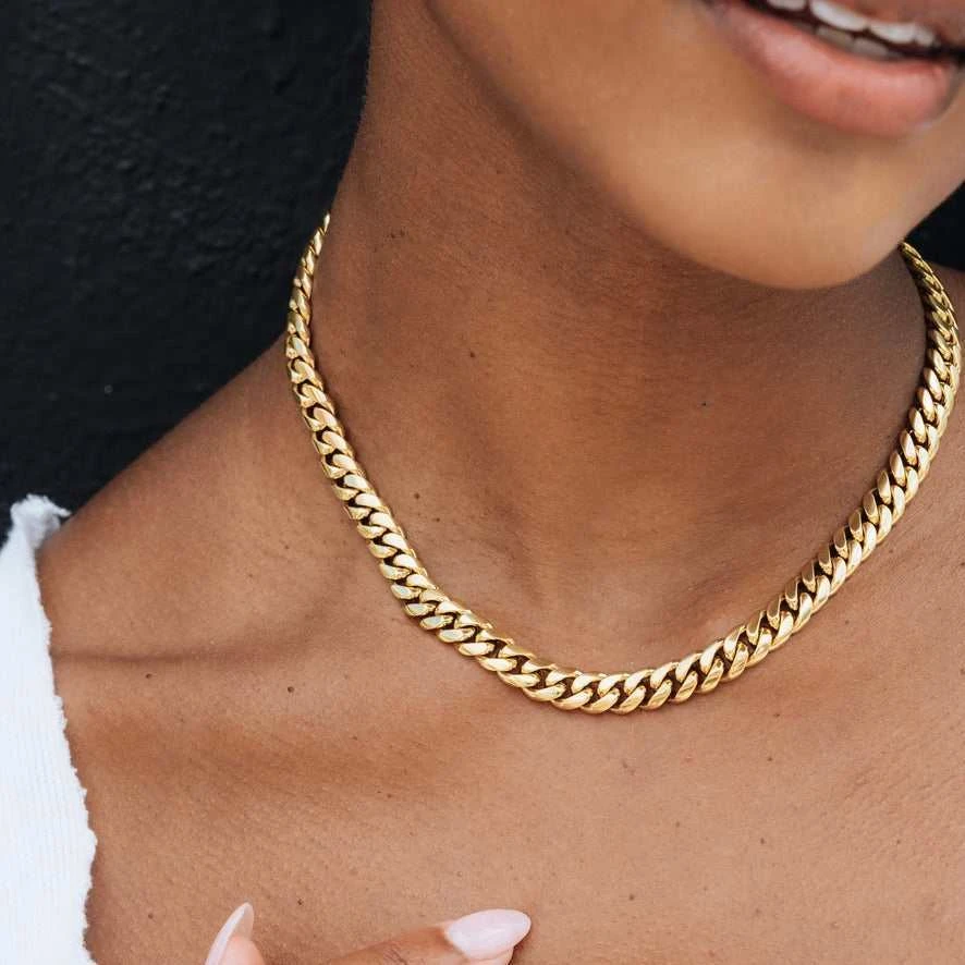 Miami Cuban Link Necklace In Yellow Gold - 8mm 1 Miami Cuban Link Necklace In Yellow Gold - 8mm