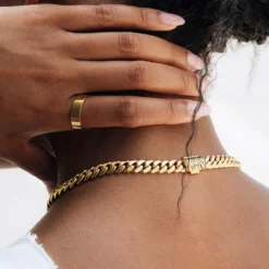 Miami Cuban Link Necklace In Yellow Gold - 8mm 10 Miami Cuban Link Necklace In Yellow Gold - 8mm -Fashion Jewelry Discount Store miami cuban link necklace in yellow gold 8mm gld women the gld shop 4